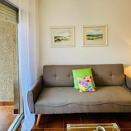 Holibai Martino, Con Super Vistas, Piscina Y Parking * Baiona